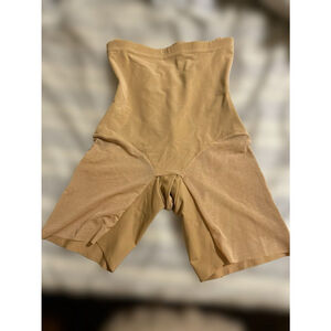 HoneyLove Super Power Short Shapewear Size L